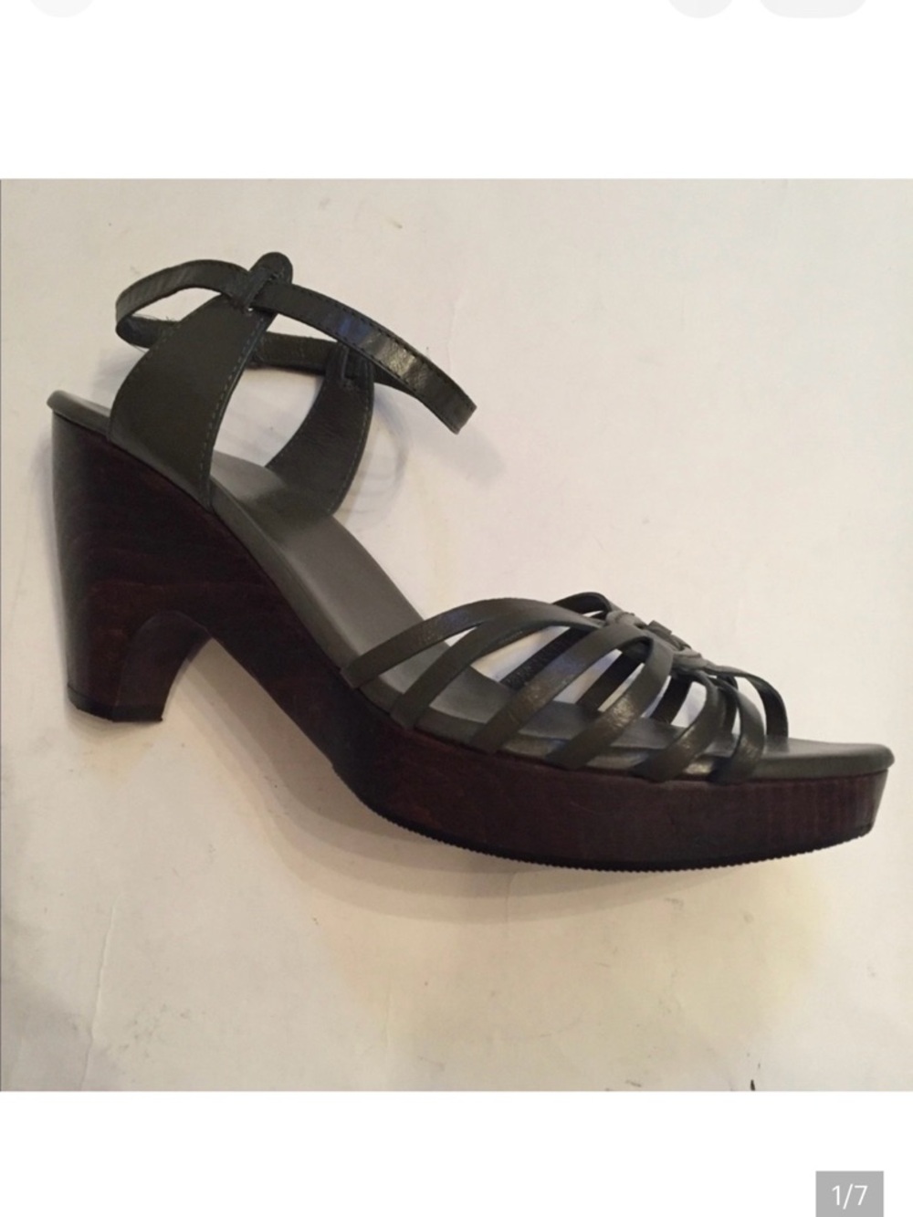 COSTUME NATIONAL CNC HEELS WEDGE SANDALS GREEN LEATHER WOOD SIZE 38.5